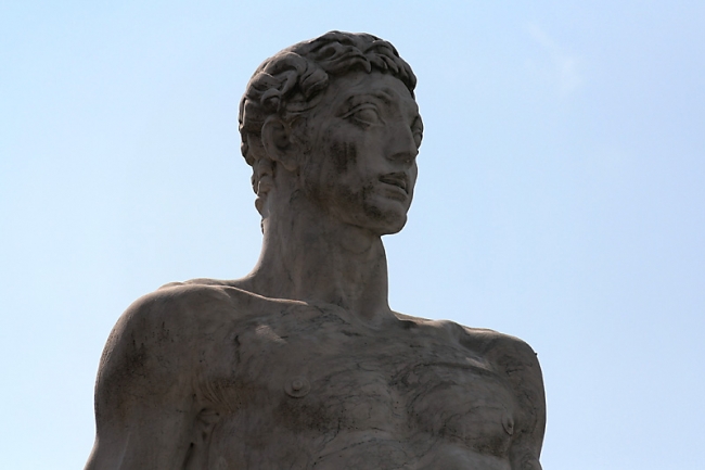 Stadio dei marmi 415